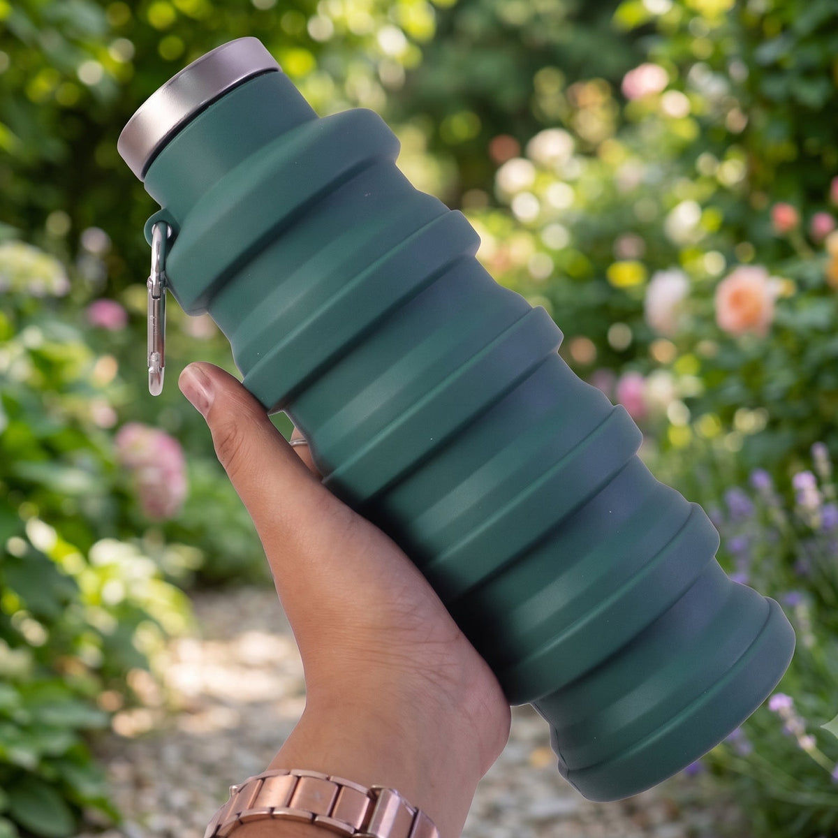 Foldable Silicone Water Bottle 500ml Leak-Proof Cap for Travel Use