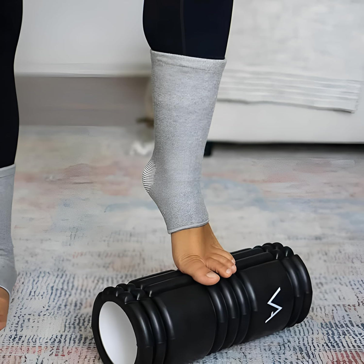 Gel socks heel protector for foot care