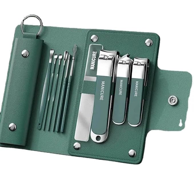 Complete set of manicure pedicure grooming tools